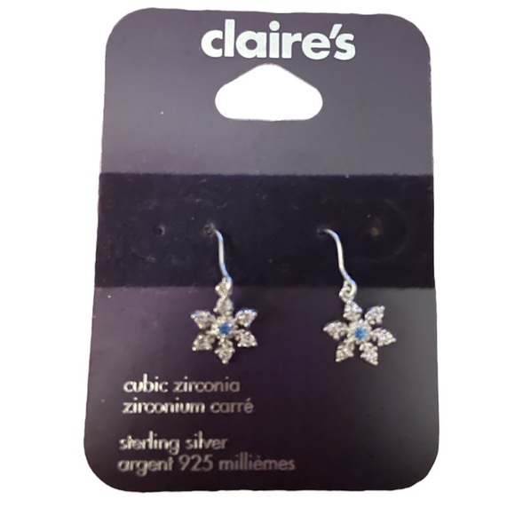 BNWT Claire’s Sterling Silver 925 Cubic Zirconia Snowflake Earrings - Picture 1 of 3